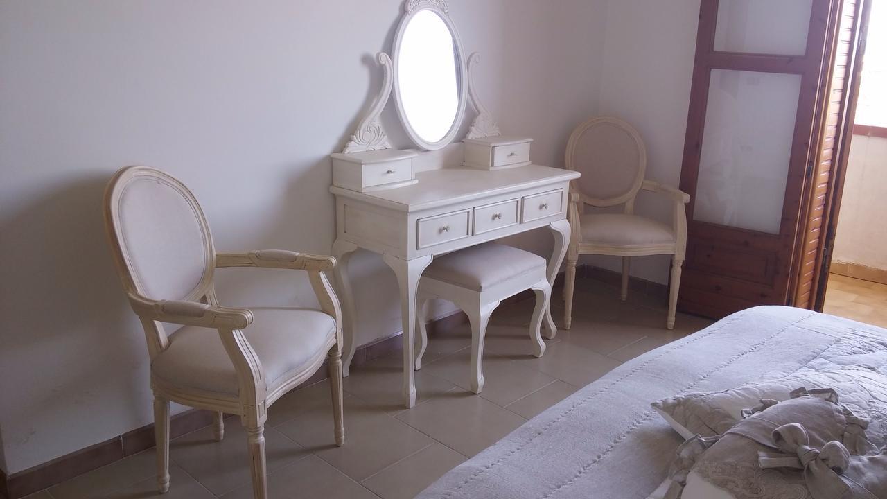 Ifioridisicilia Bed & Breakfast Campofelice Di Roccella Luaran gambar