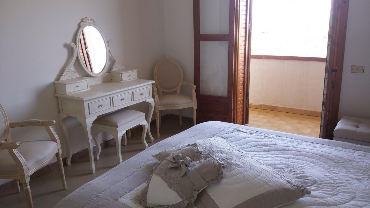 Ifioridisicilia Bed & Breakfast Campofelice Di Roccella Luaran gambar